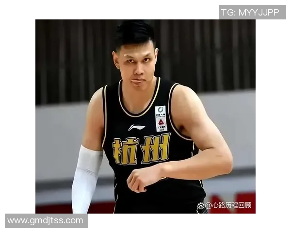 许钟豪的成长之路:从平凡少年到卓越领袖的奋斗历程与心路历程 许钟豪的成长之路:从平凡少年到卓越领袖的奋斗历程与心路历程